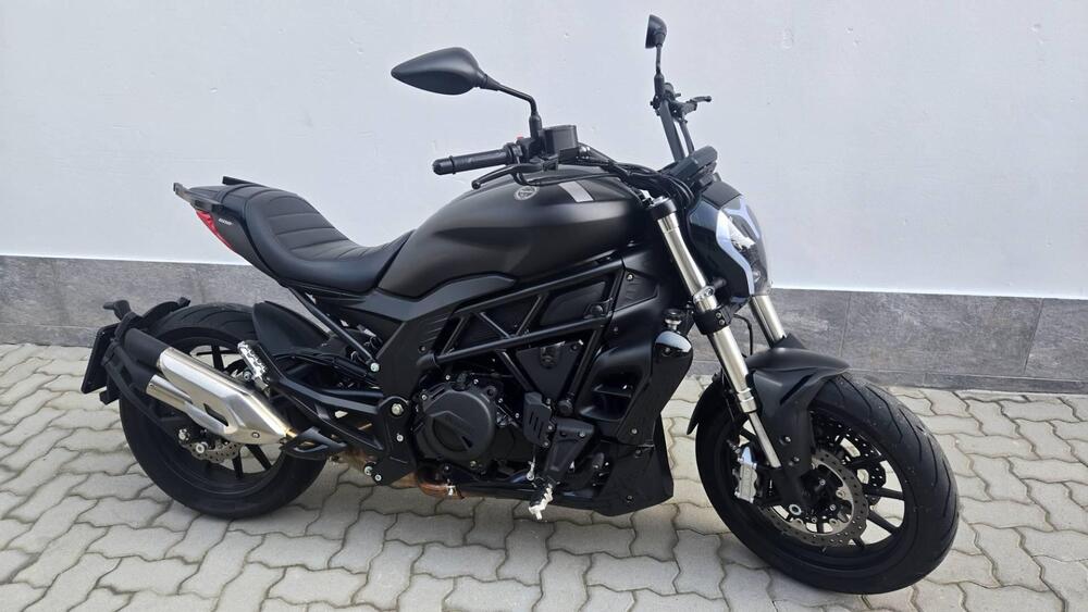 Benelli 502 C (2021 - 25)