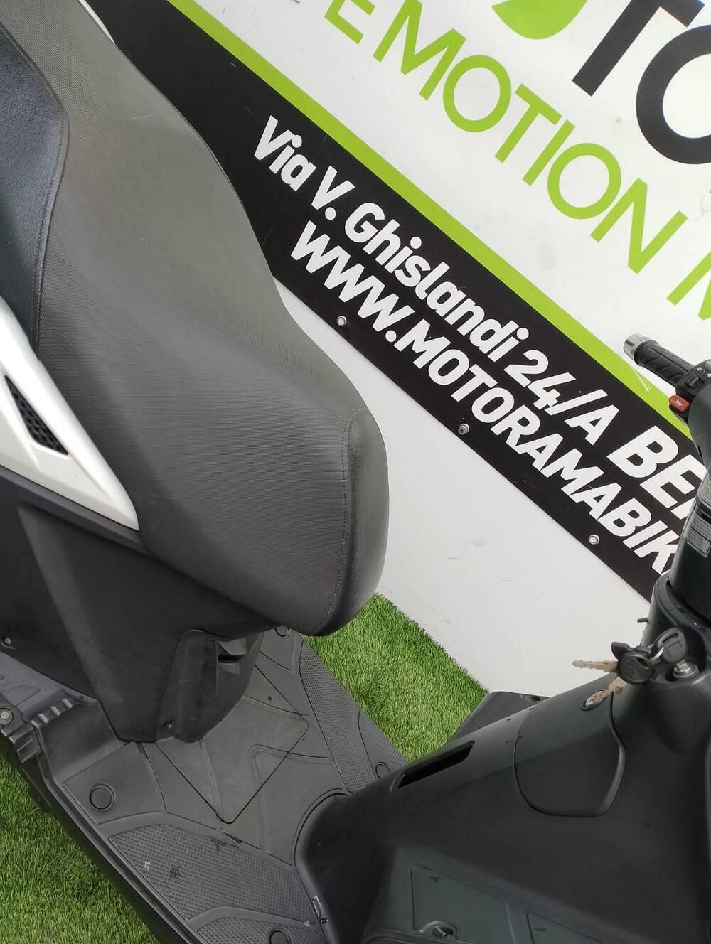 Kymco Agility 125 R16 (2008 - 17) (10)