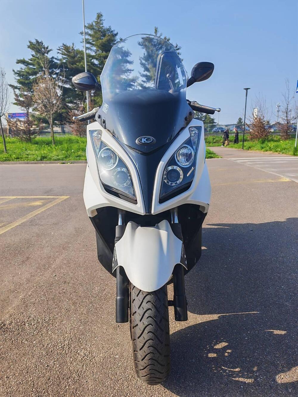 Kymco Downtown 300i ABS (2009 - 17) (4)