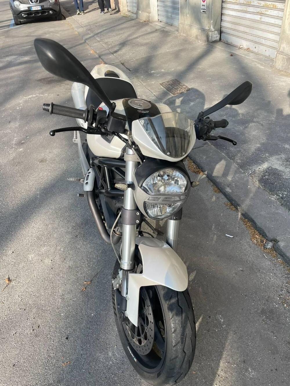 Ducati Monster 696 (2008 - 13) (12)