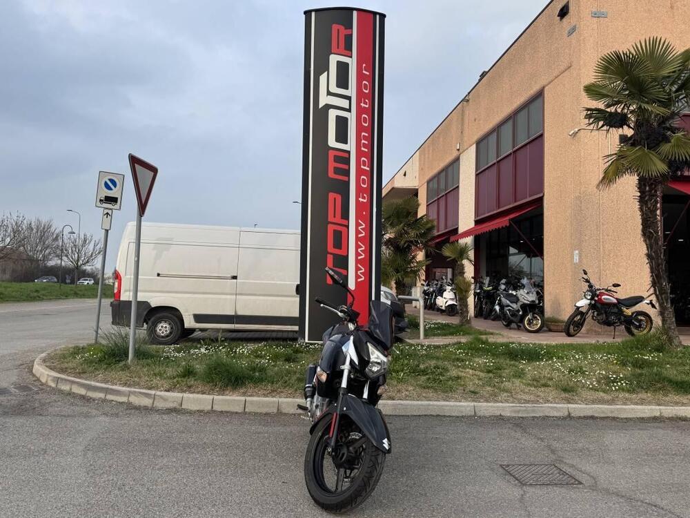 Suzuki Inazuma 250 (2012 - 17) (2)