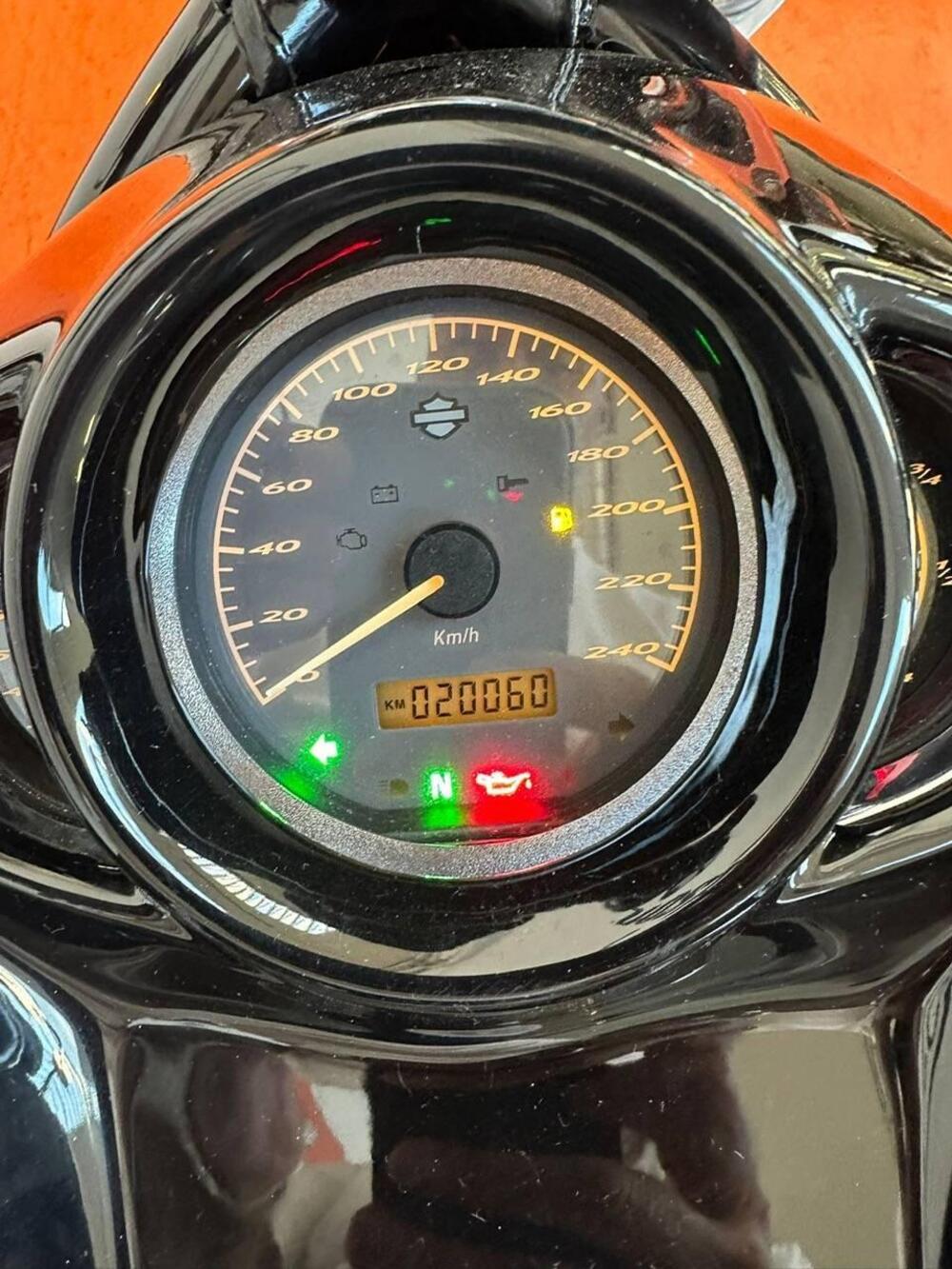 Harley-Davidson 1130 Night Rod (2006 - 07) - VRSCD (4)