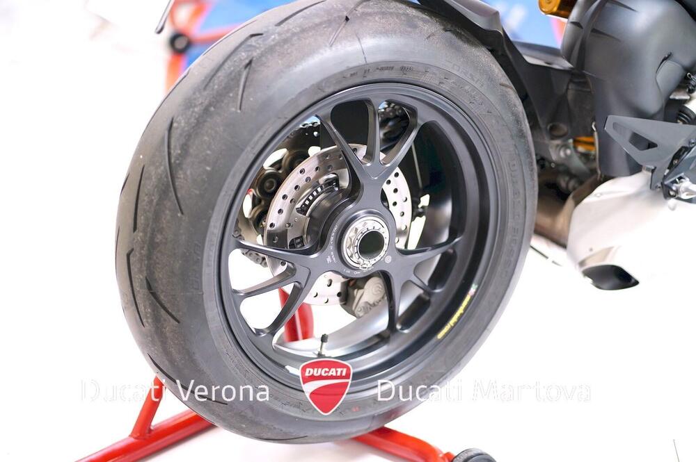 Ducati Streetfighter V4 S (2023 - 24) (10)