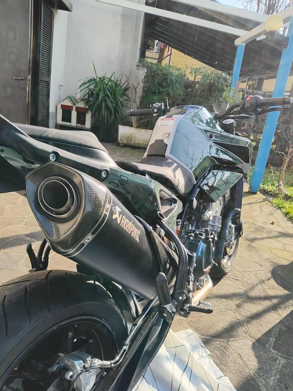 KTM 790 Duke L (2023 - 24) (4)