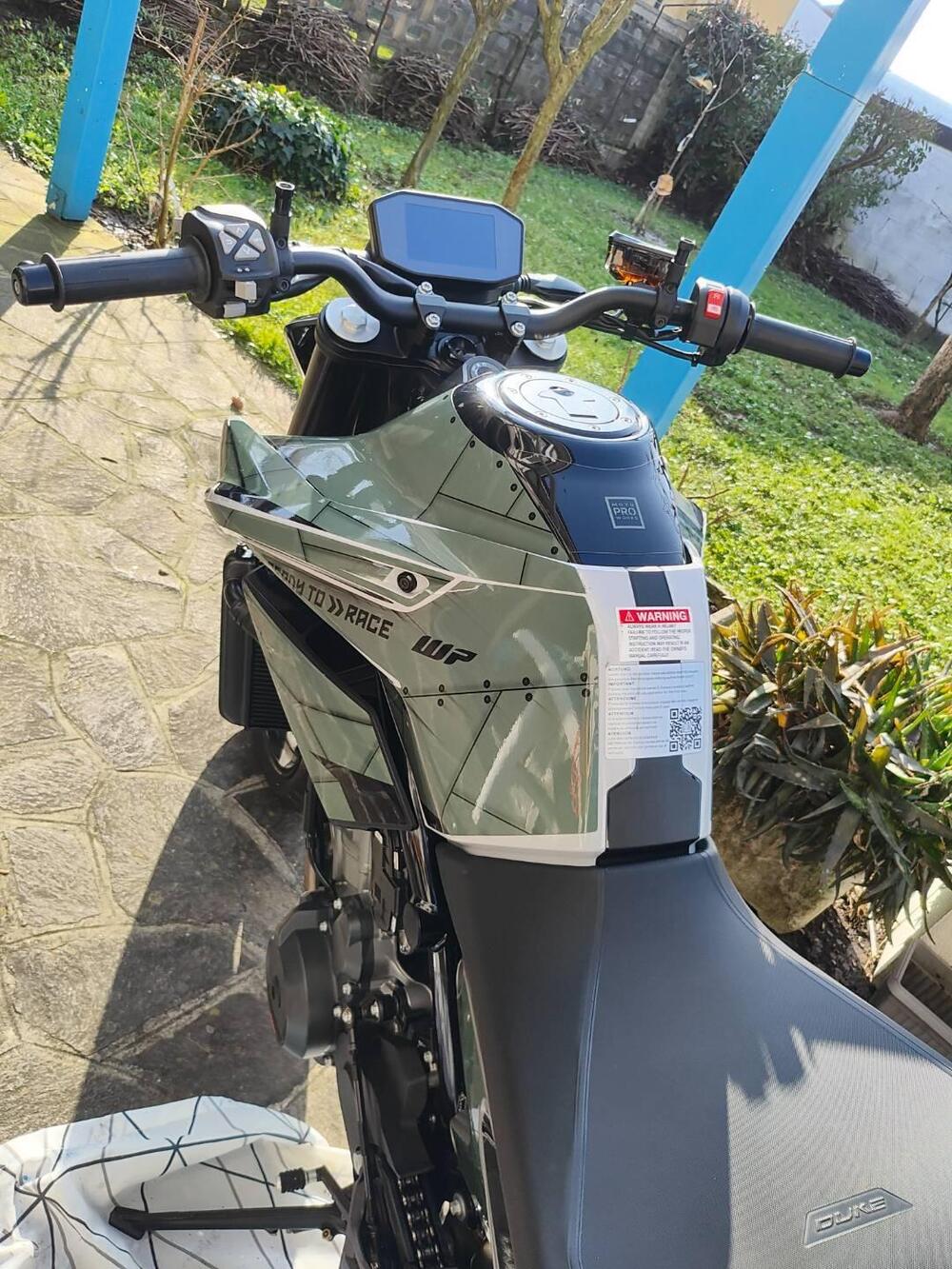 KTM 790 Duke L (2023 - 24) (9)