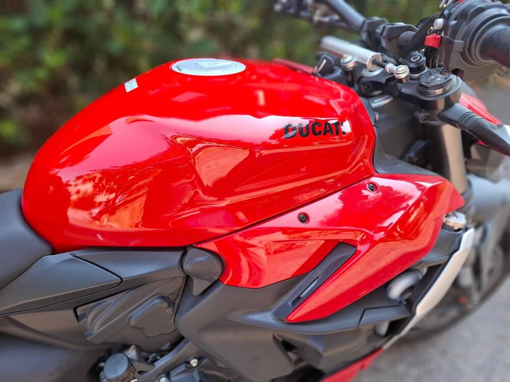 Ducati Streetfighter V2 (2022 - 24) (9)