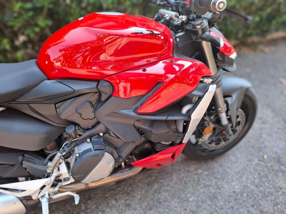 Ducati Streetfighter V2 (2022 - 24) (10)