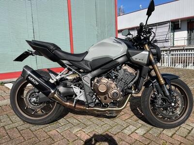 Honda CB 650 R (2024 - 25) usata