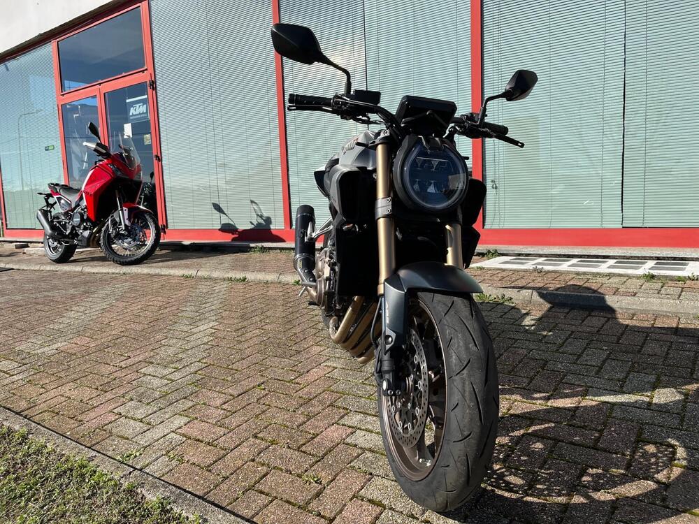 Honda CB 650 R (2024 - 25) (4)