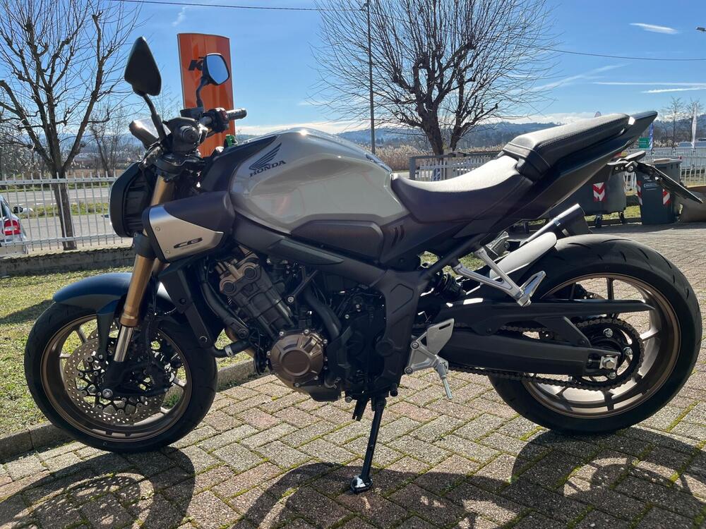 Honda CB 650 R (2024 - 25) (8)