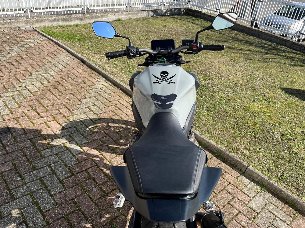 Honda CB 650 R (2024 - 25) (11)