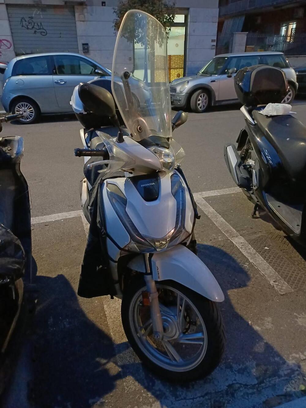 Honda SH 150i (2017 - 19) (2)