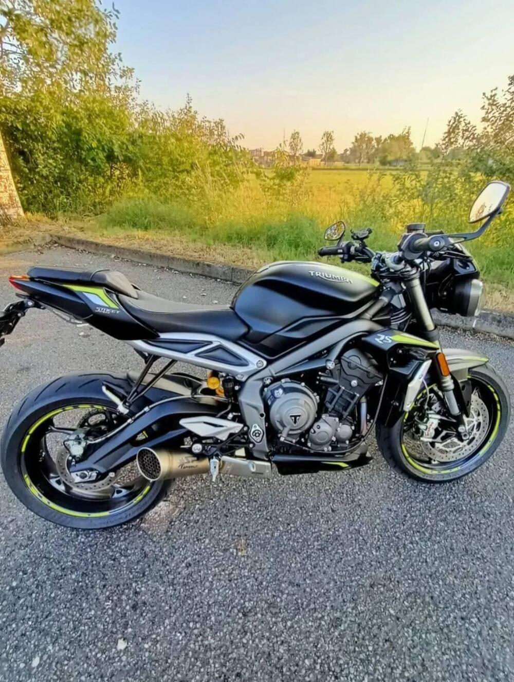 Triumph Street Triple RS (2020 - 22)