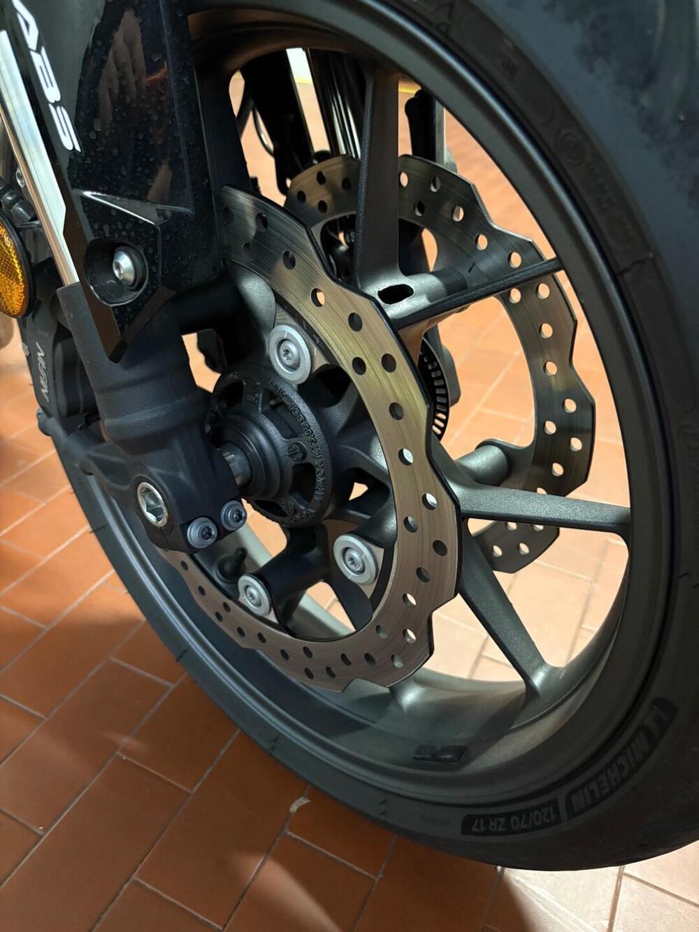 Honda CB 500 Hornet (2024 - 25) (8)