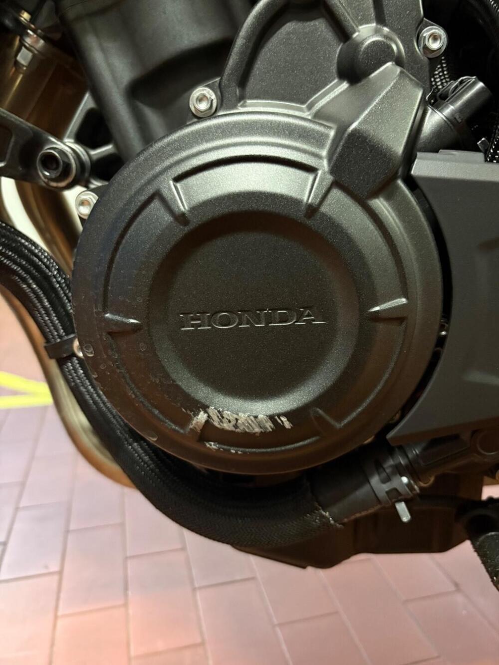 Honda CB 500 Hornet (2024 - 25) (9)
