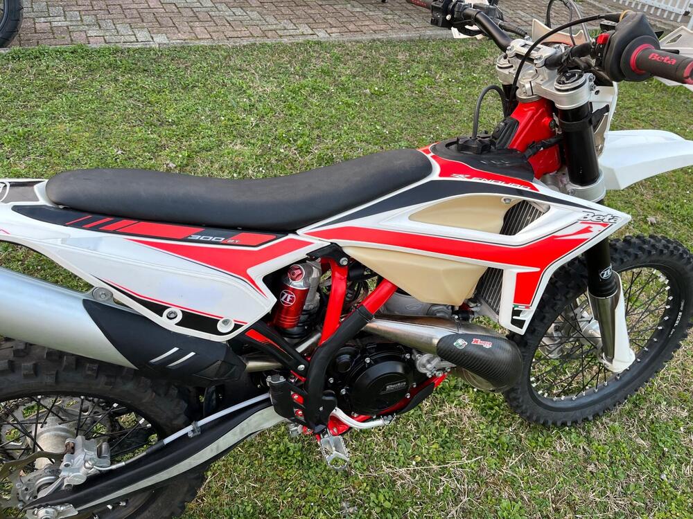 Betamotor RR 300 2T Enduro (2020) (13)
