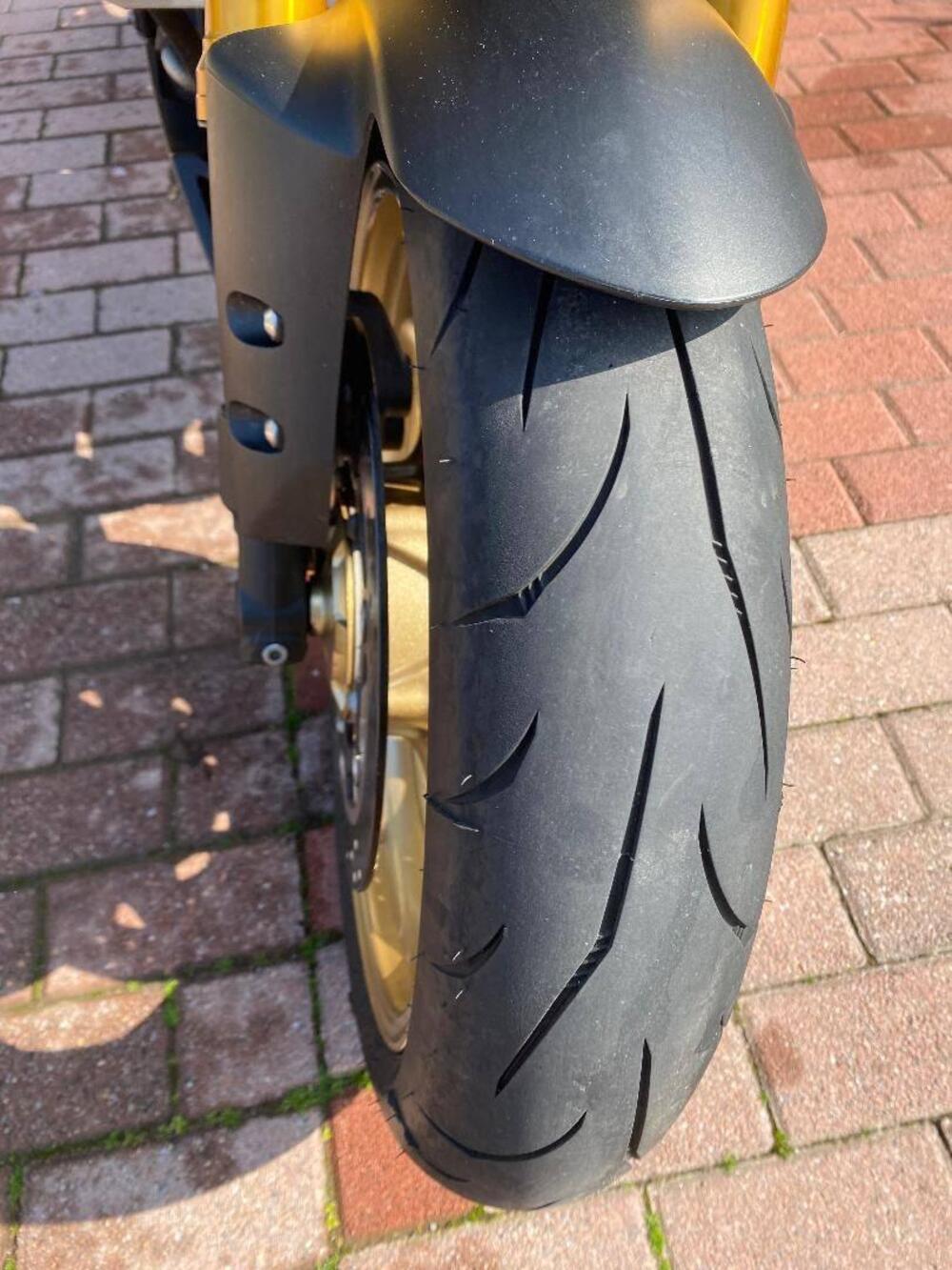 Yamaha FZ8 ABS (2013 - 16) (4)