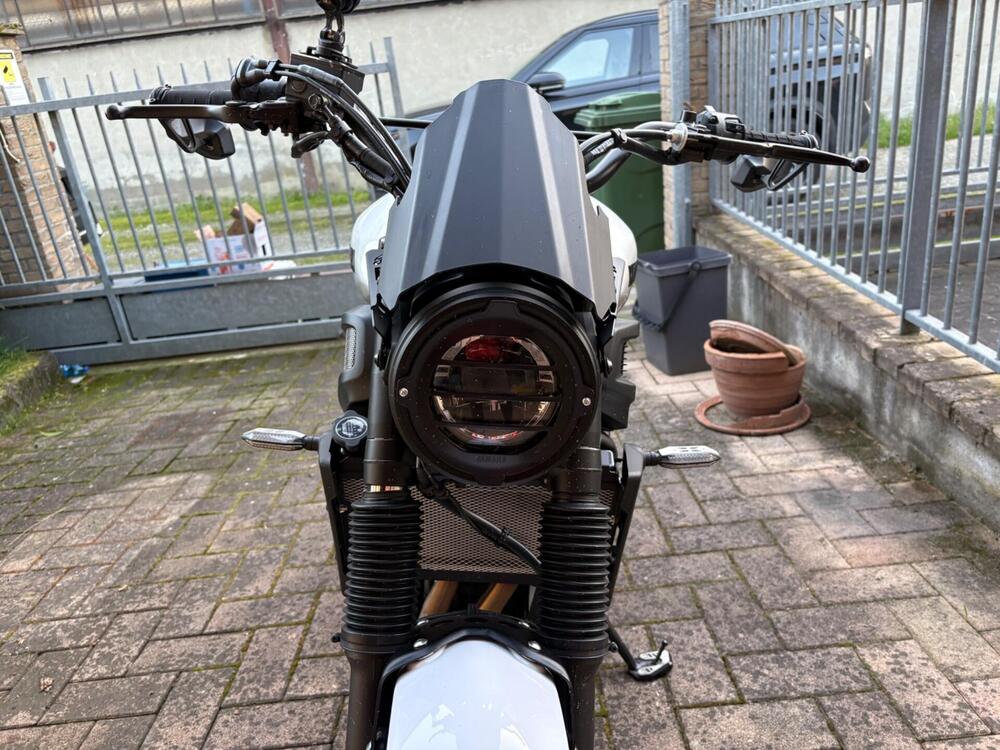 Yamaha XSR 700 XTribute (2022 - 24) (7)