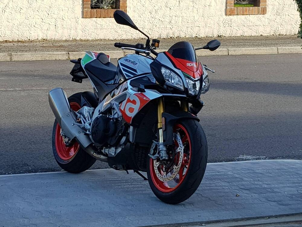 Aprilia Tuono V4 Factory (2017 - 18)