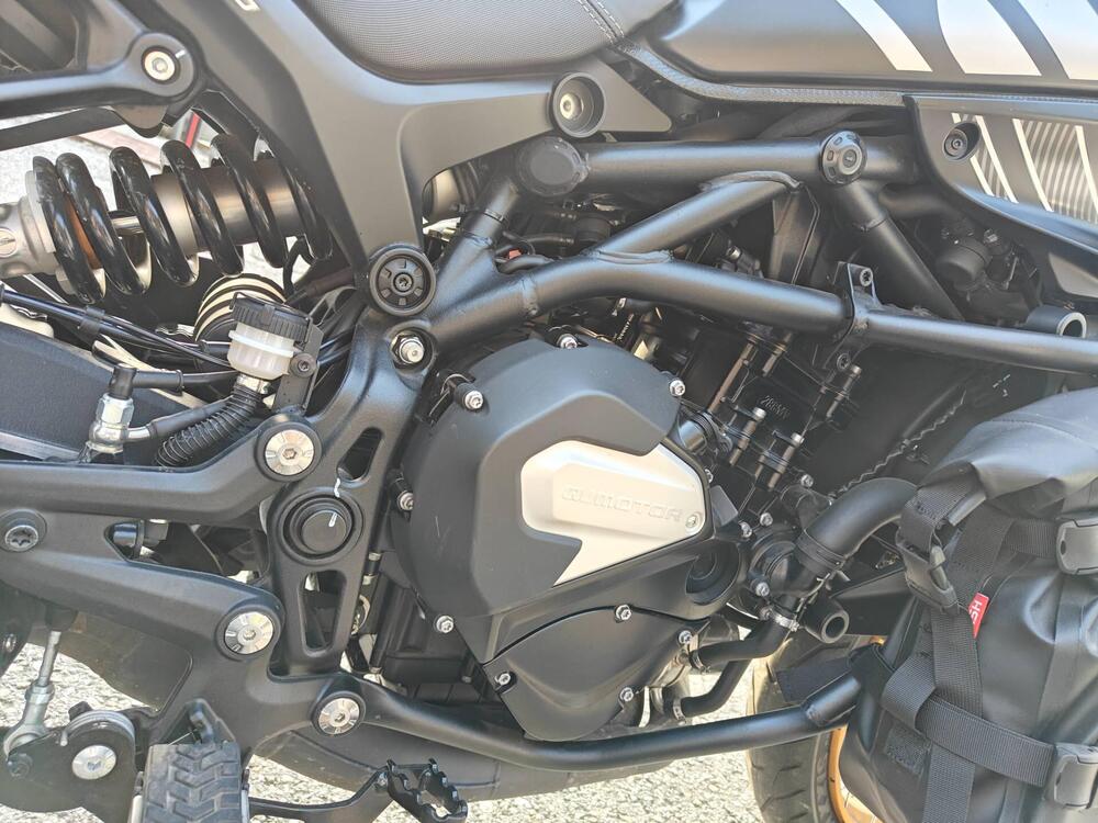 QJ Motor SRT 800 SX (2024 - 25) (7)