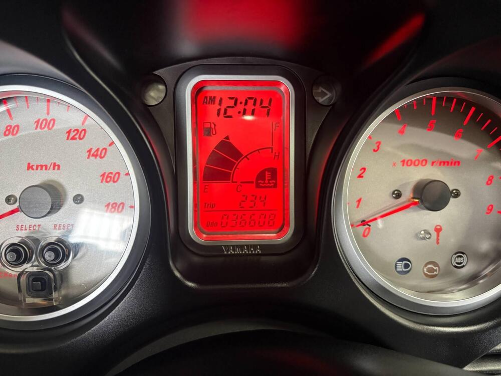 Yamaha T-Max 500 (2004 - 07) (7)