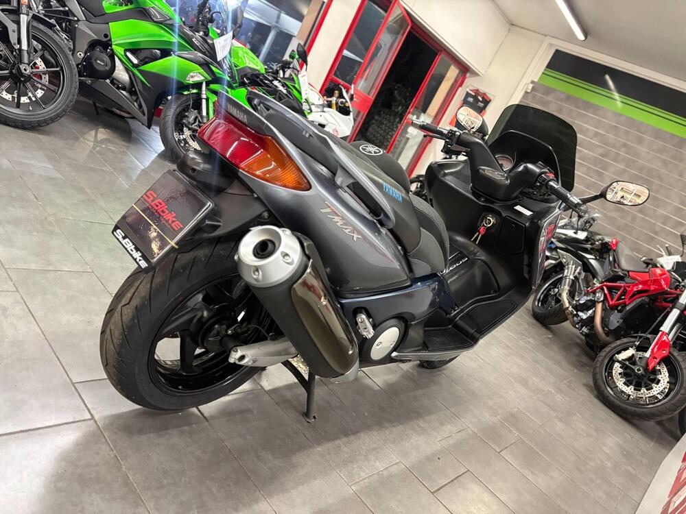 Yamaha T-Max 500 (2004 - 07) (5)