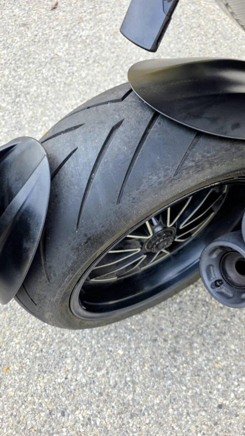 Ducati Diavel 1200 Dark (2012 - 13) (5)
