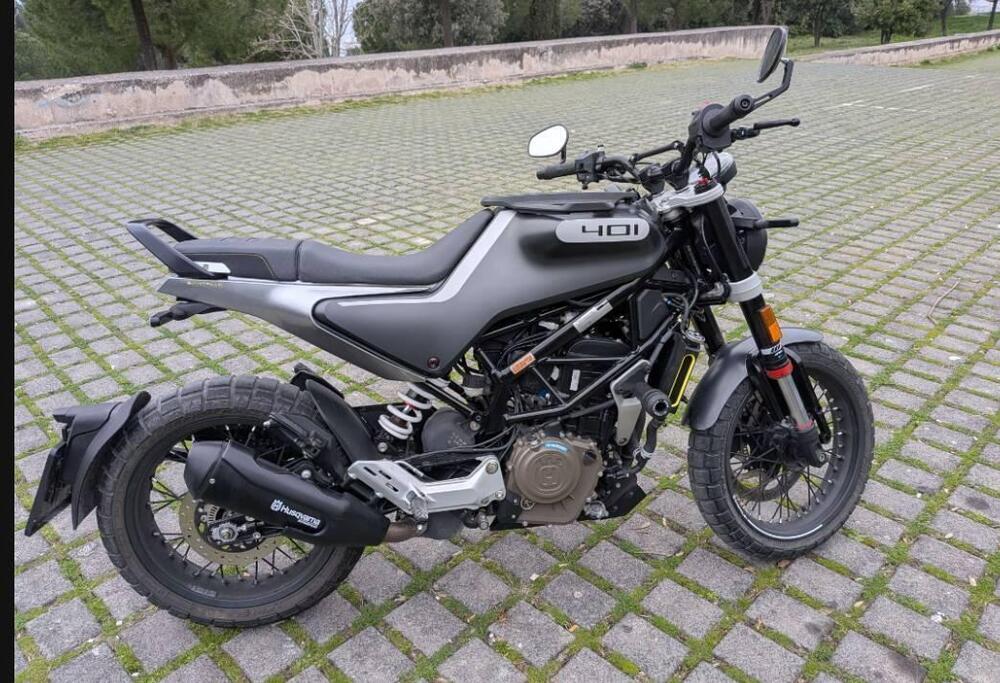 Husqvarna Svartpilen 401 (2021 - 23) (3)