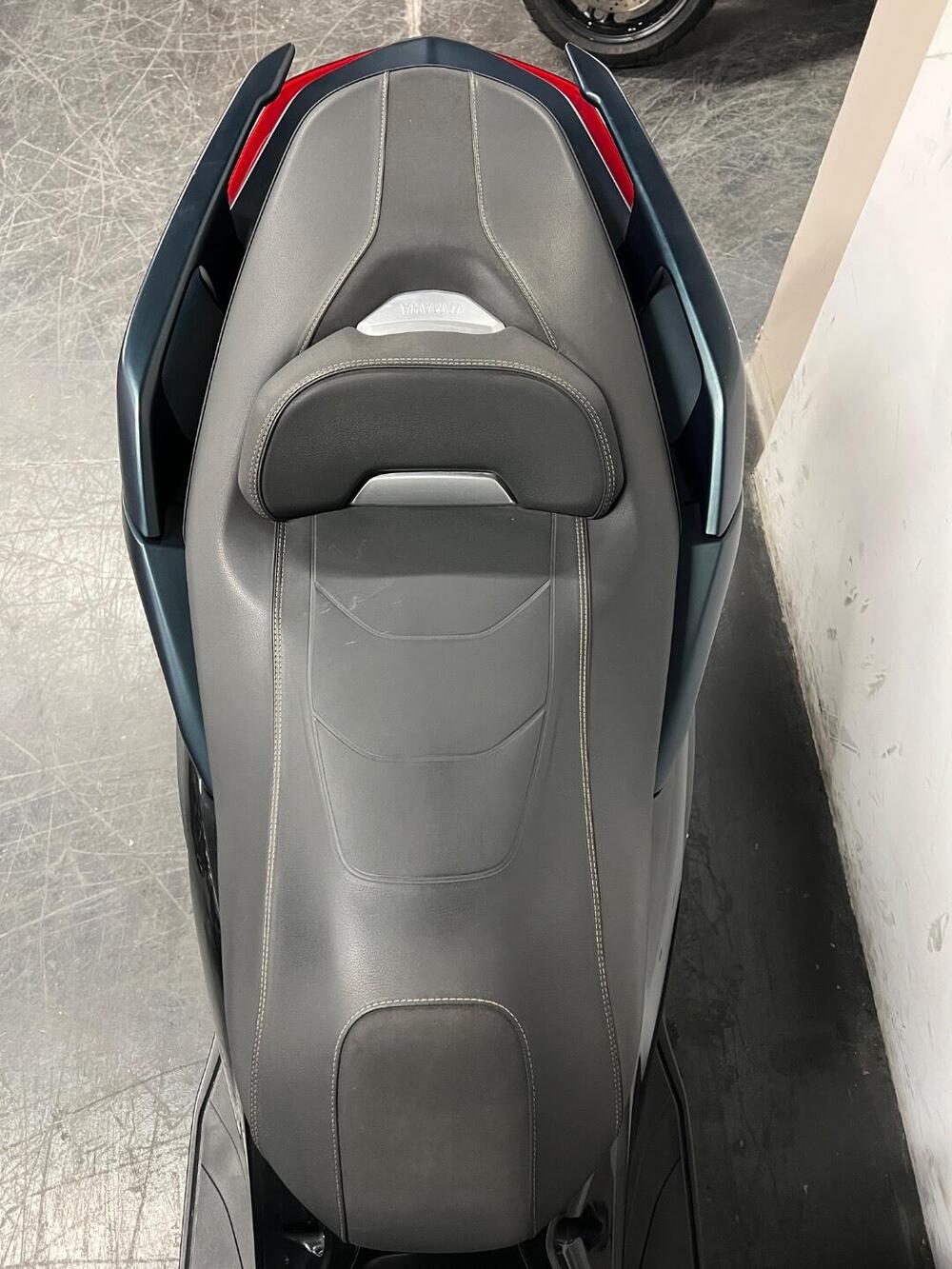 Yamaha X-Max 300 Tech Max (2021 - 24) (7)