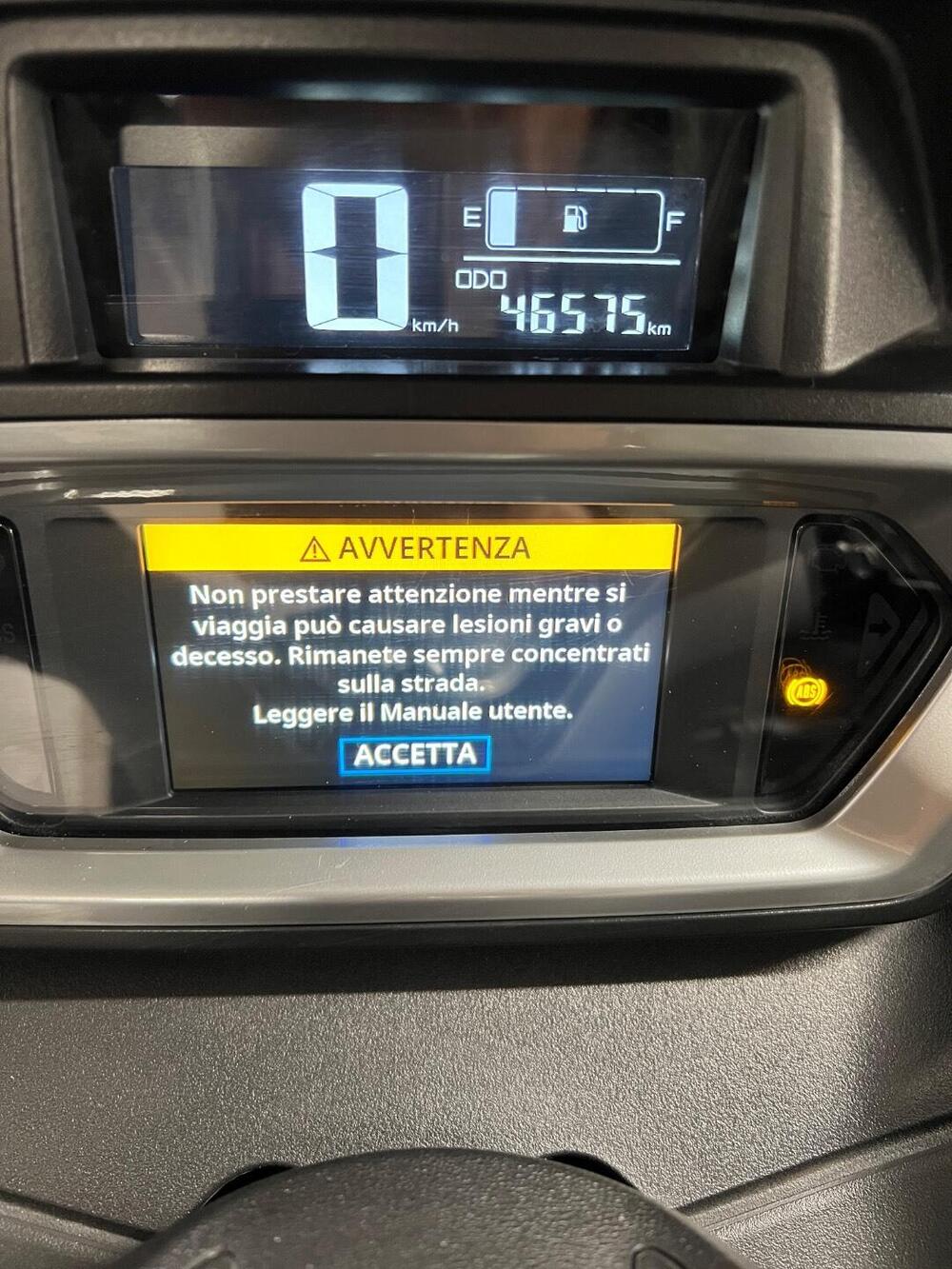 Yamaha X-Max 300 Tech Max (2021 - 24) (9)