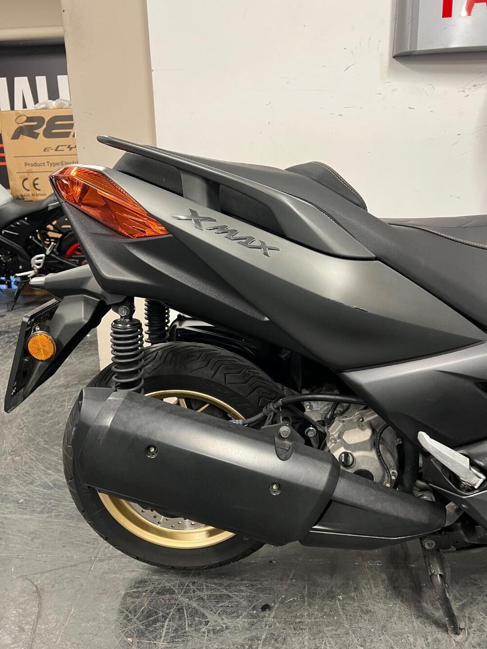Yamaha X-Max 300 Tech Max (2021 - 24) (5)