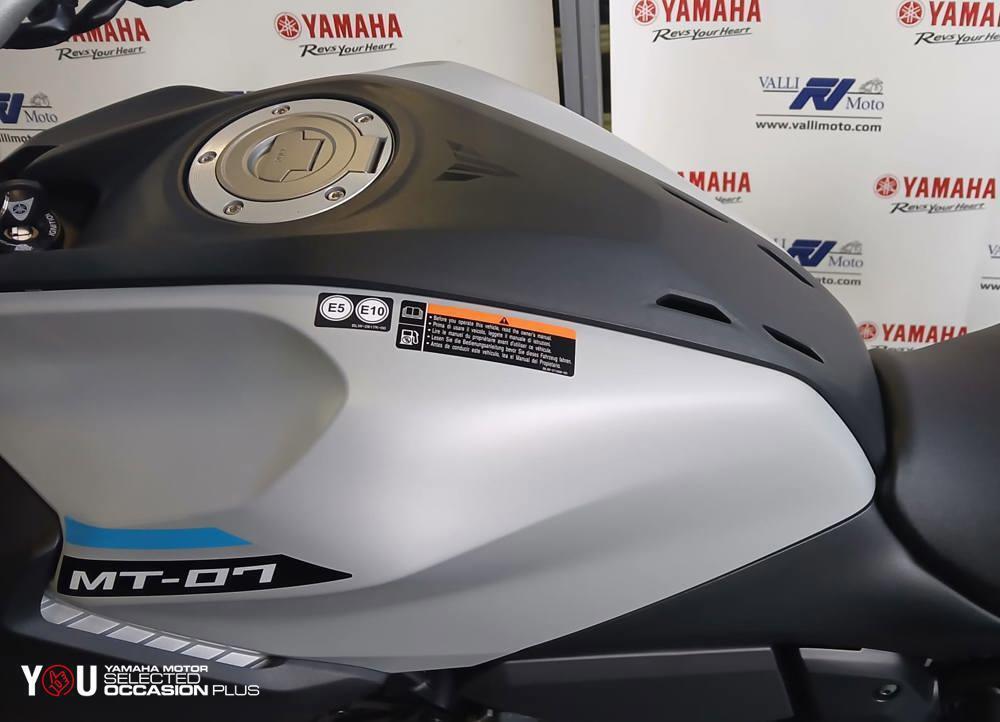 Yamaha MT-07 Y-AMT (2025 - 26) (6)