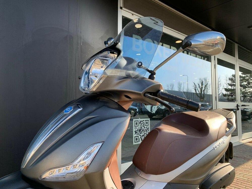 Piaggio Beverly 350 ABS (2016 - 20) (3)