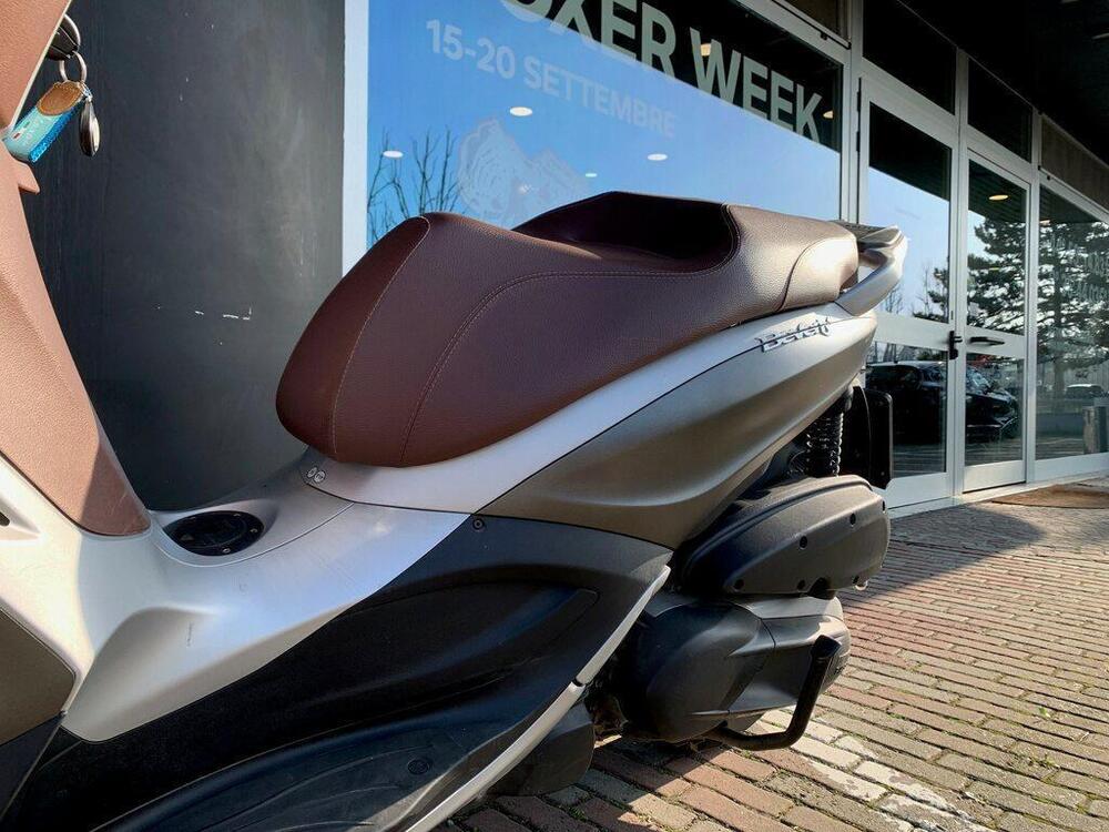 Piaggio Beverly 350 ABS (2016 - 20) (11)