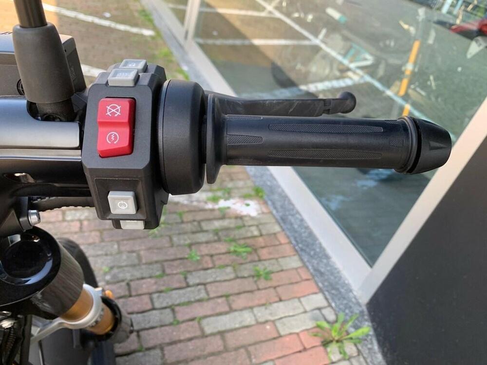 Bmw CE 02 AM (2024 - 26) (9)