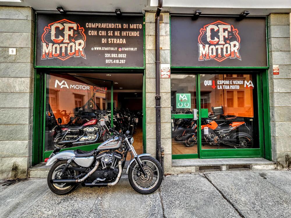 Harley-Davidson 883 R (2006 - 07) - XL 883R (2)