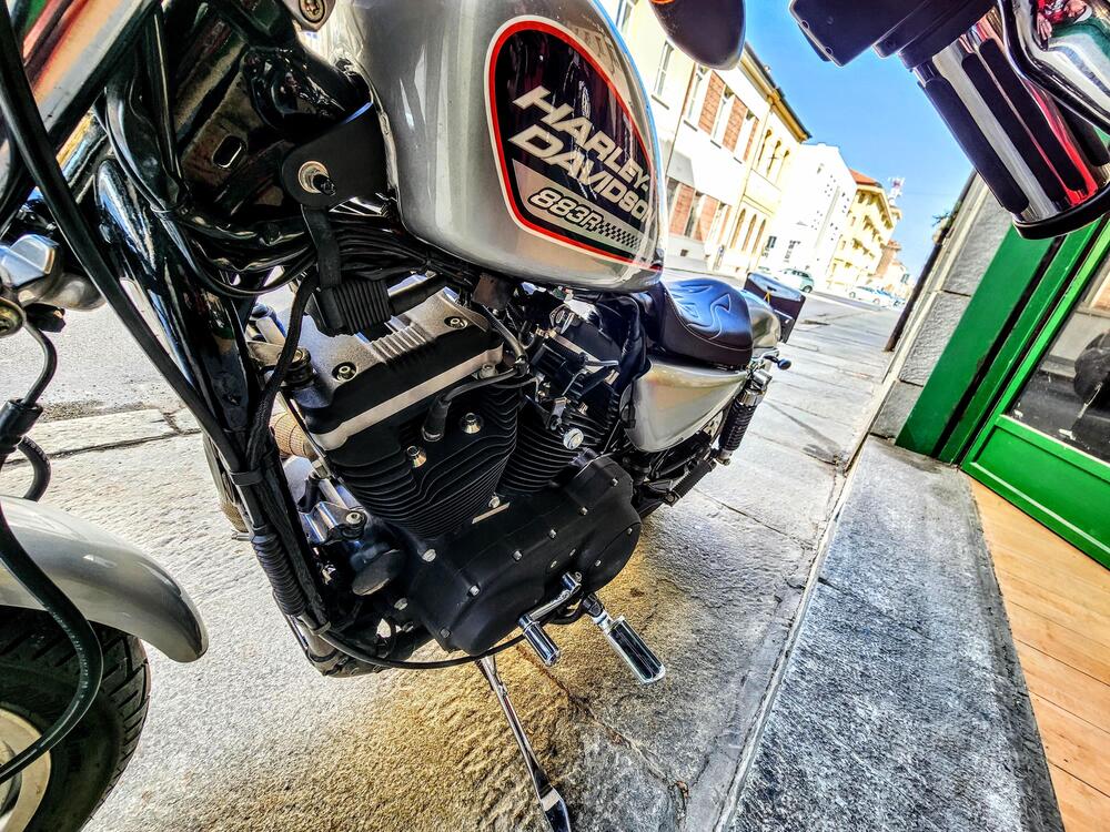 Harley-Davidson 883 R (2006 - 07) - XL 883R (8)