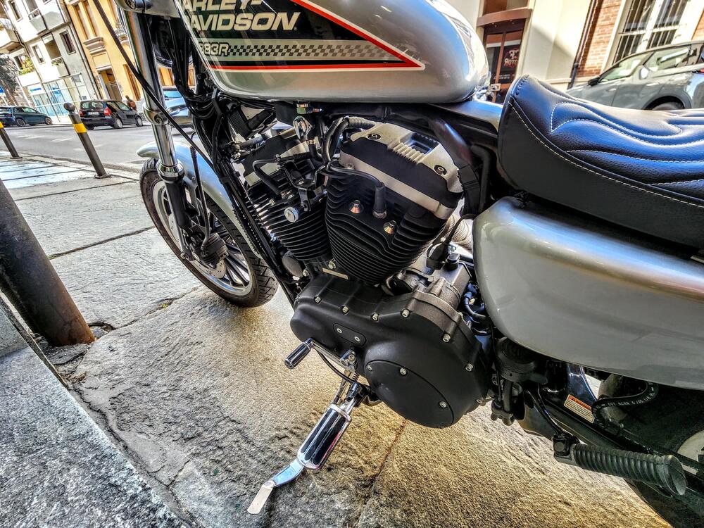 Harley-Davidson 883 R (2006 - 07) - XL 883R (17)