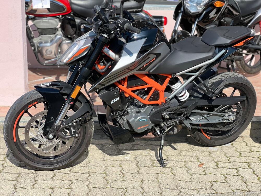 KTM 125 Duke (2021 - 23)