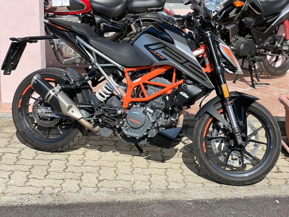 KTM 125 Duke (2021 - 23) (3)