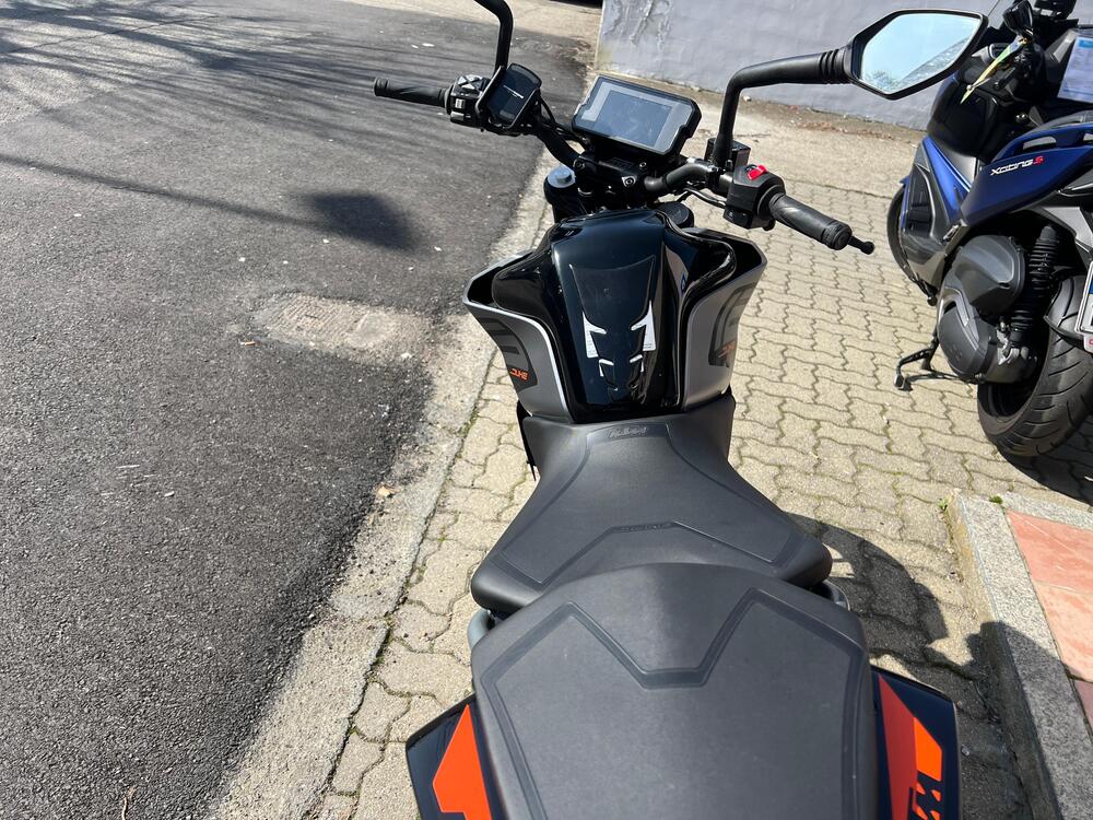 KTM 125 Duke (2021 - 23) (4)