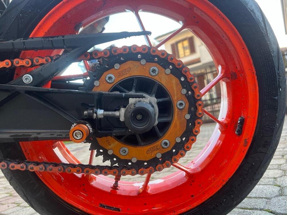 KTM 690 Duke R (2016 -17) (3)