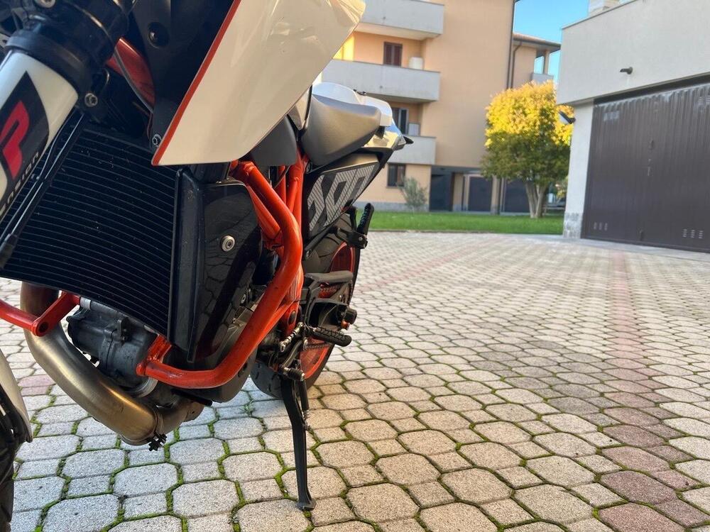 KTM 690 Duke R (2016 -17) (9)