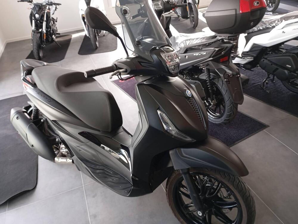 Piaggio Beverly 300 ABS-ASR (2021 - 25) (3)