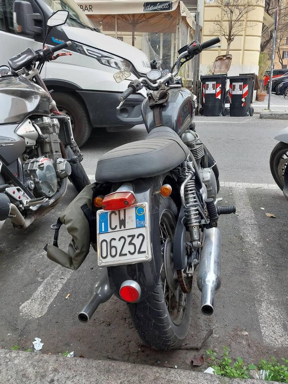 Triumph Bonneville (2007 - 16) (2)