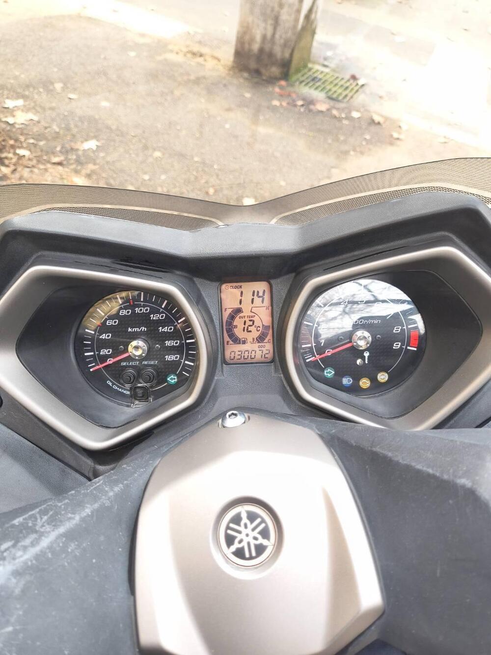 Yamaha X-Max 400 ABS (2013 - 16) (4)