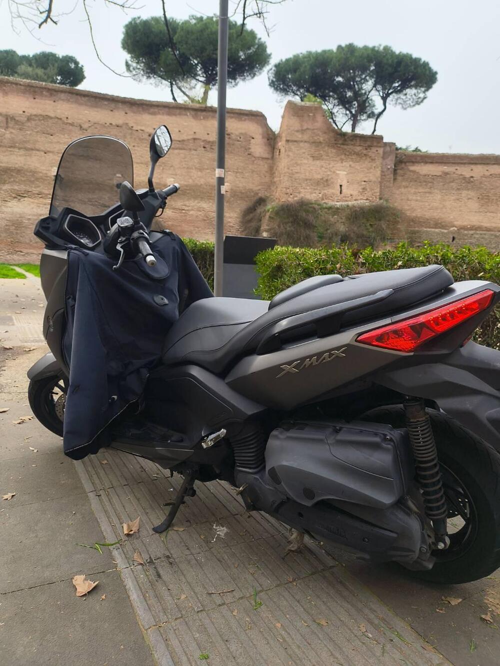 Yamaha X-Max 400 ABS (2013 - 16) (5)