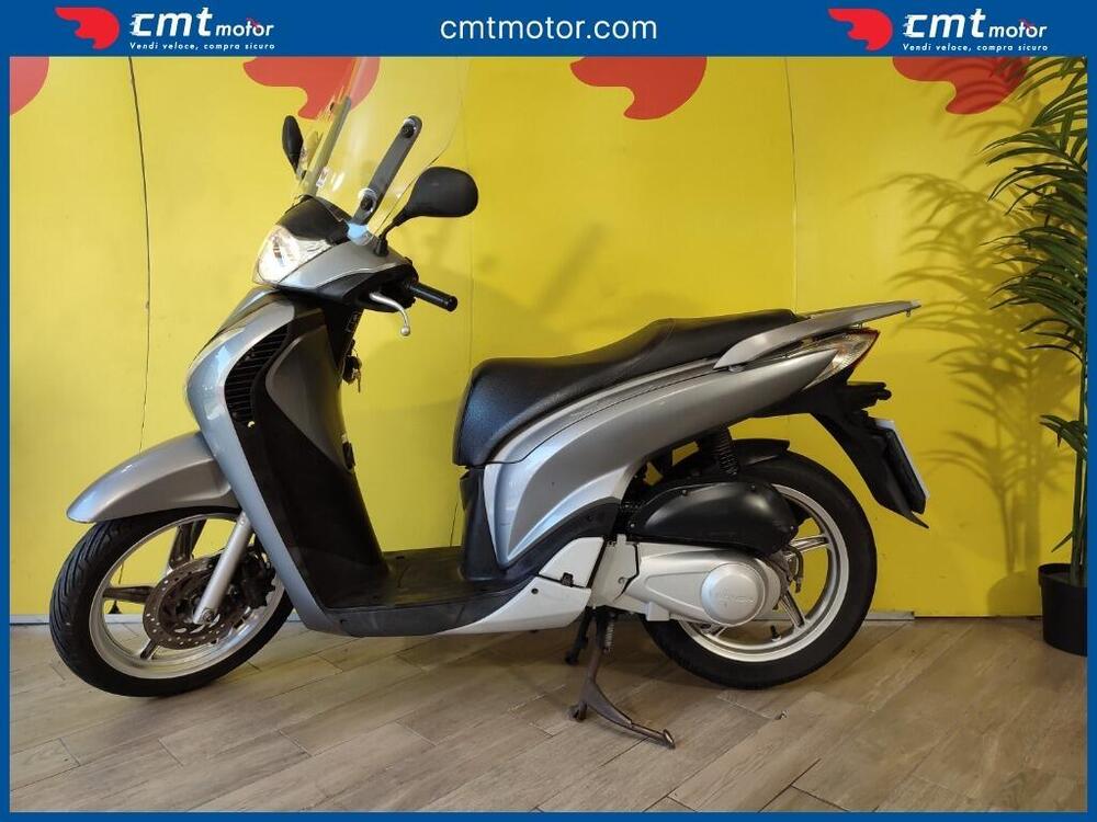 Honda SH 150i (2009 - 12) (3)