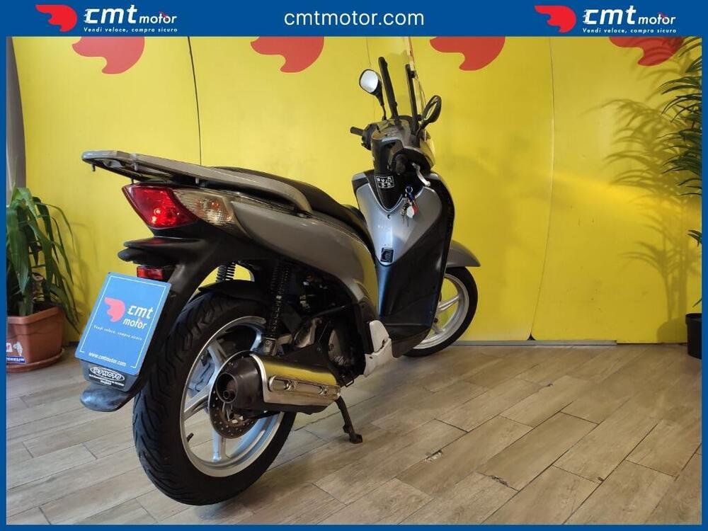 Honda SH 150i (2009 - 12) (4)