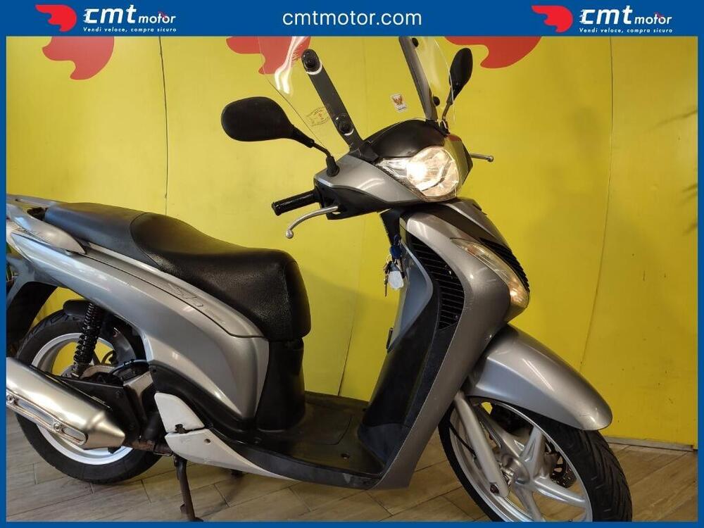 Honda SH 150i (2009 - 12) (6)